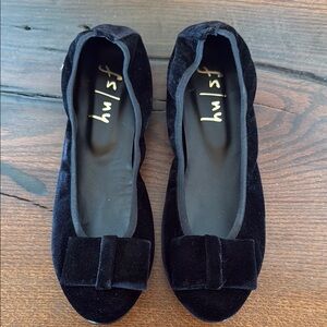 Women's Black Velvet Flats